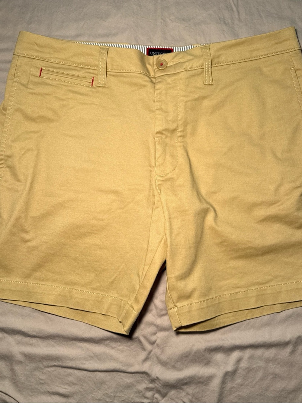 UNTUCKit Pale Yellow Flat-Front Chino Shorts